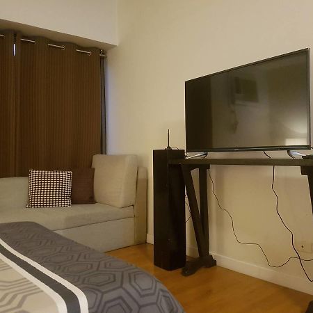 Eton Baypark Apartment Манила Екстериор снимка