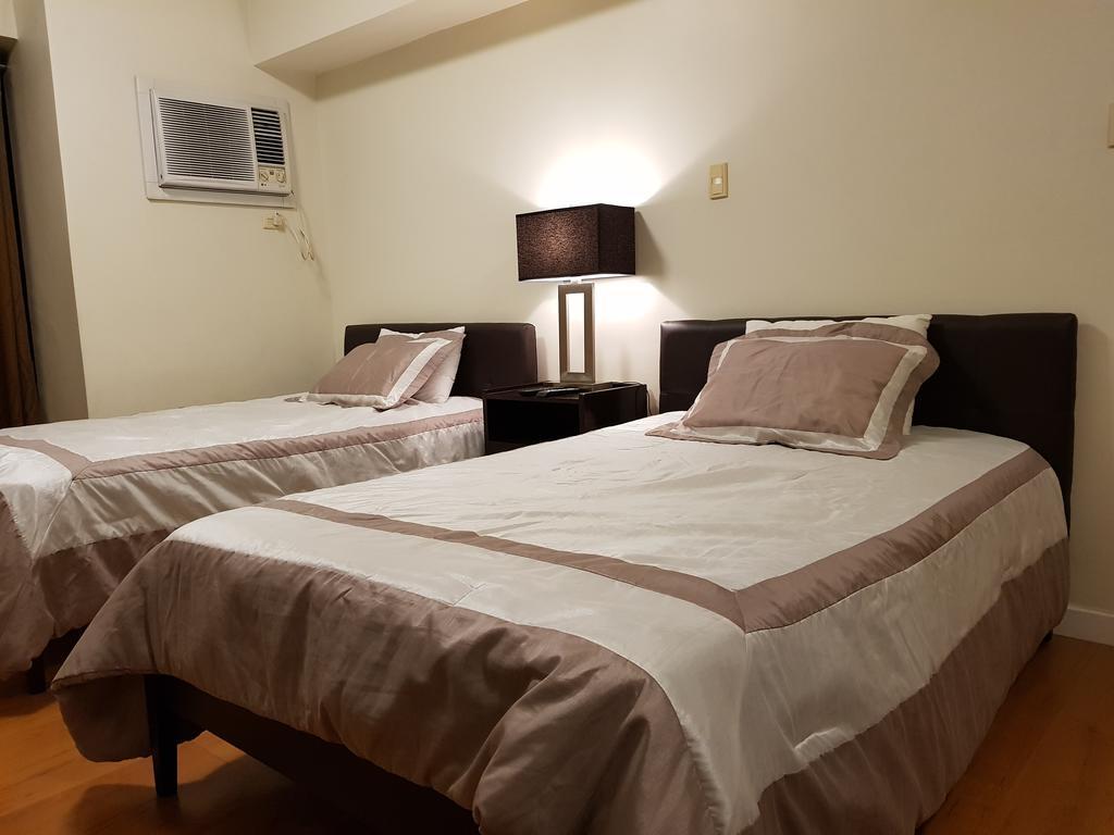 Eton Baypark Apartment Манила Екстериор снимка